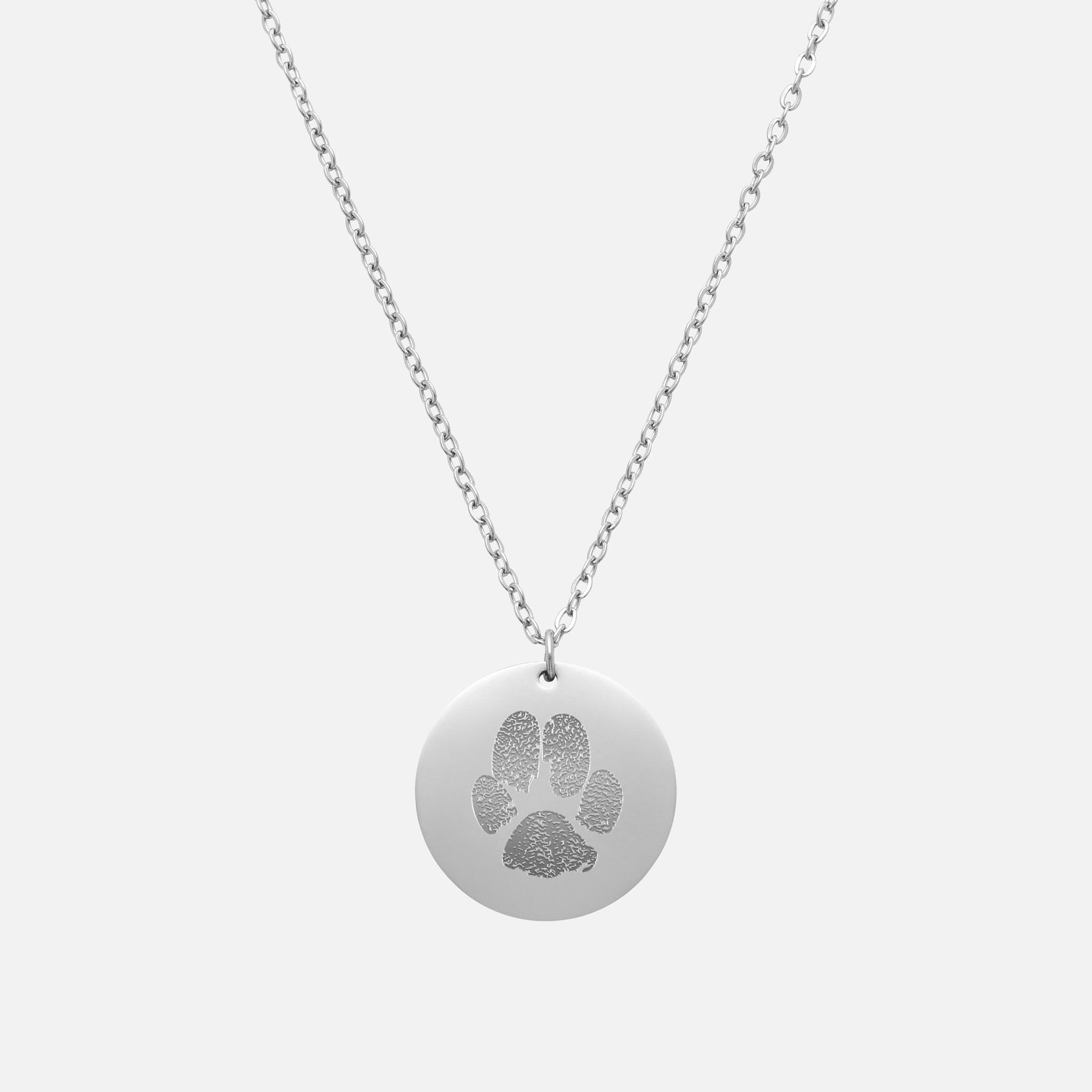 Necklace With Round Pendant