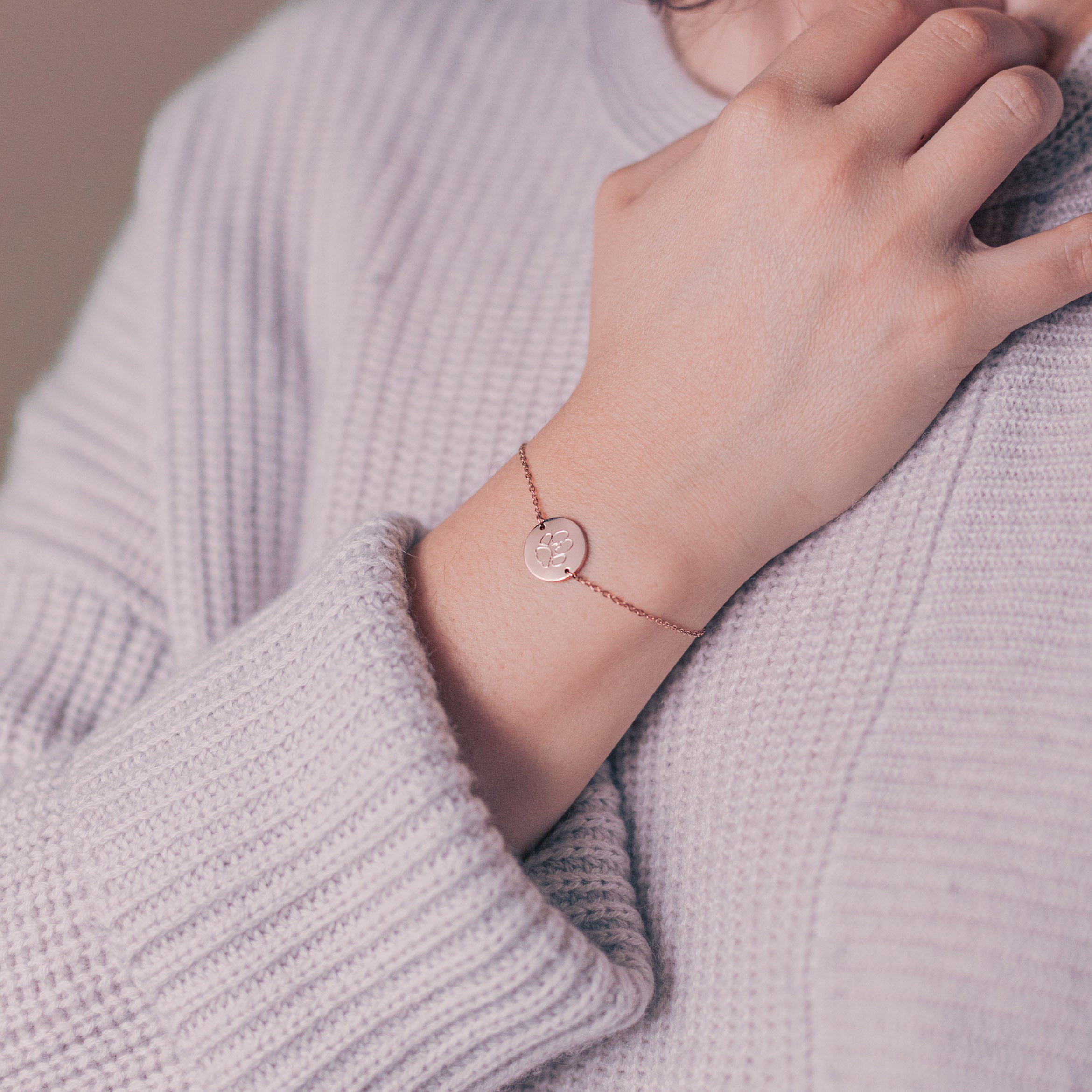 Armband mit rundem Anhänger